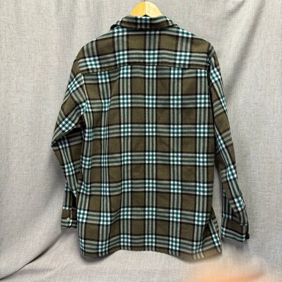 Van Heusen Winterweights Flannel Button Down Acrylic Long Sleeve Shirt Medium - Picture 9 of 9